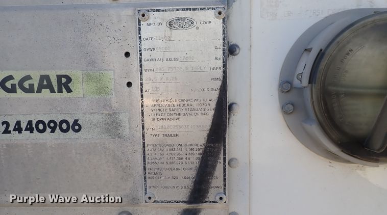 image for item DN2438 2003 Strick  dry van trailer