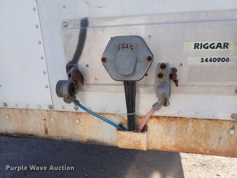 image for item DN2438 2003 Strick  dry van trailer