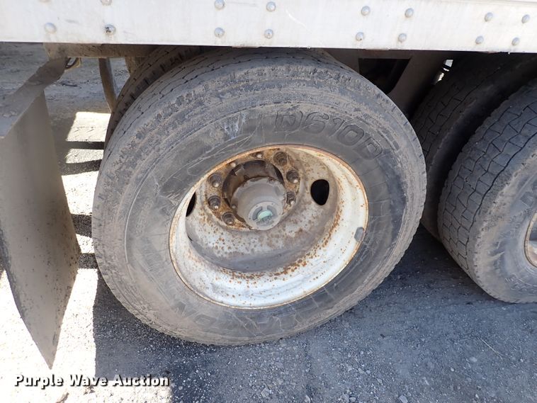 image for item DN2438 2003 Strick  dry van trailer