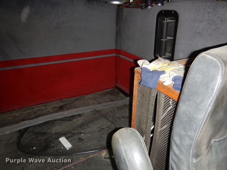 image for item DN2549 1990 WhiteGMC Aero WIA  semi truck