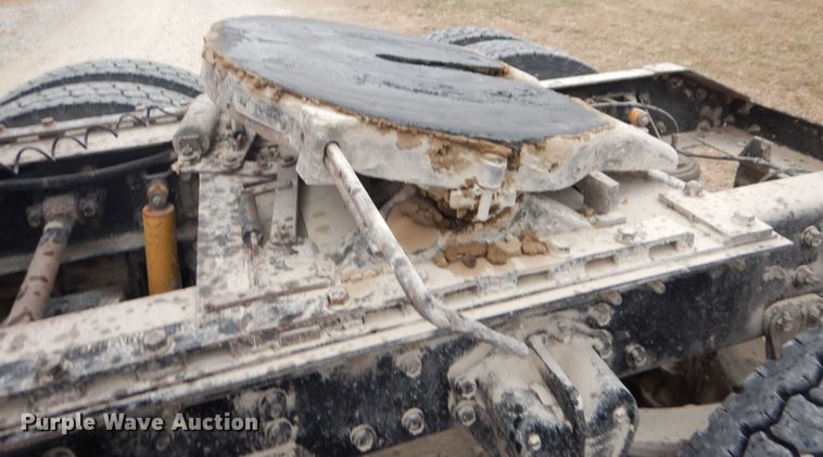 image for item DN2549 1990 WhiteGMC Aero WIA  semi truck