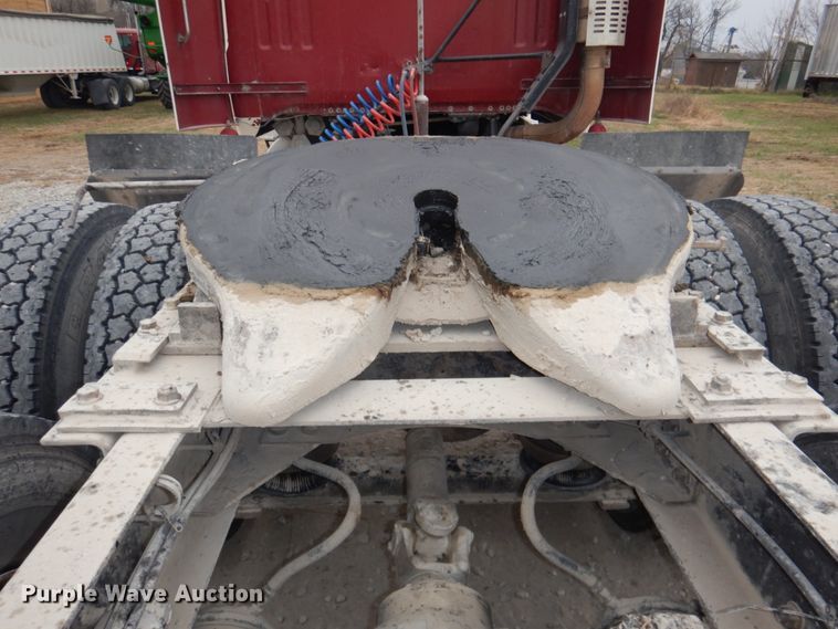 image for item DN2549 1990 WhiteGMC Aero WIA  semi truck