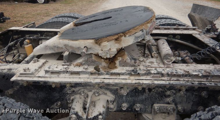 image for item DN2549 1990 WhiteGMC Aero WIA  semi truck