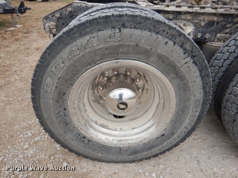 image for item DN2549 1990 WhiteGMC Aero WIA  semi truck