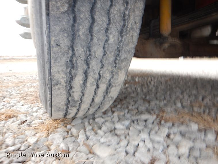 image for item DN2549 1990 WhiteGMC Aero WIA  semi truck