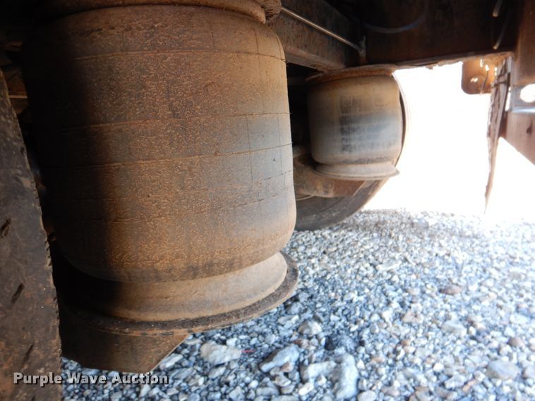 image for item DN2638 2006 Doonan 482DC14  drop deck trailer