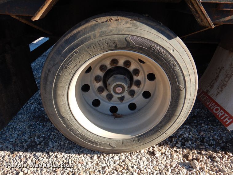 image for item DN2638 2006 Doonan 482DC14  drop deck trailer