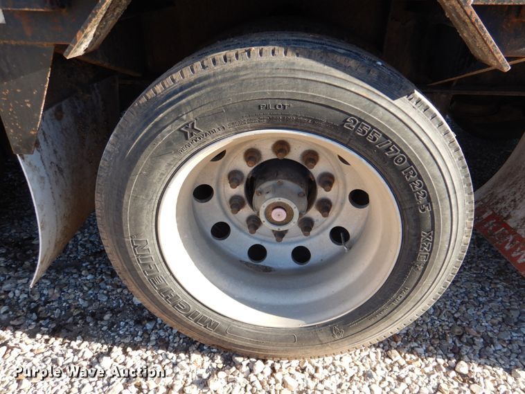 image for item DN2638 2006 Doonan 482DC14  drop deck trailer