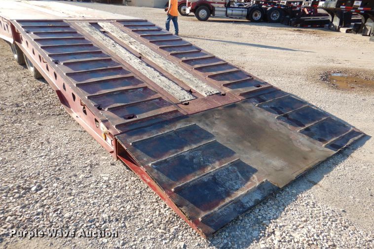 image for item DN2639 2007 Trail King TK70HST  drop deck equipment trailer