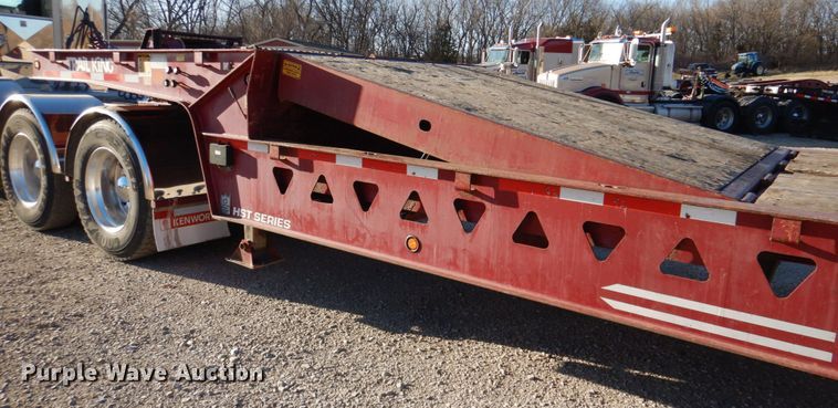 image for item DN2639 2007 Trail King TK70HST  drop deck equipment trailer