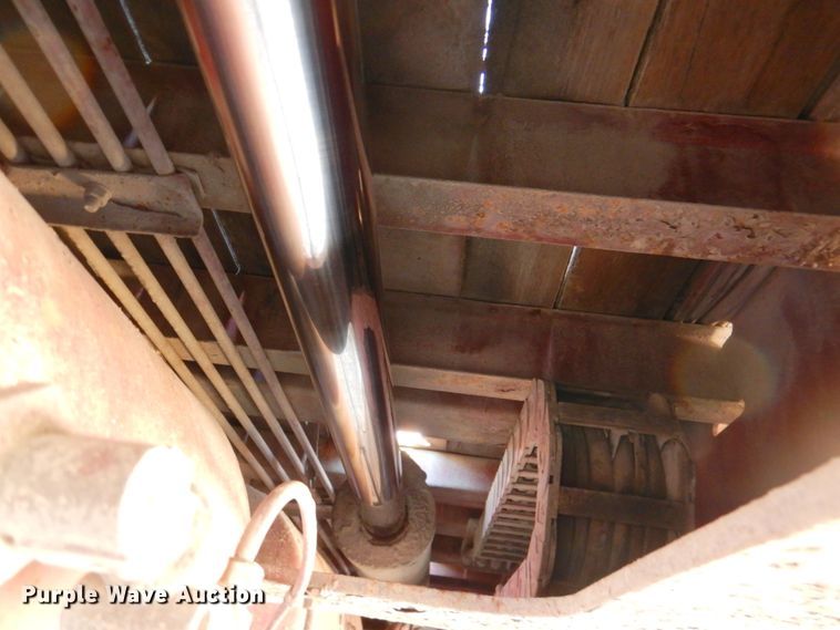 image for item DN2639 2007 Trail King TK70HST  drop deck equipment trailer