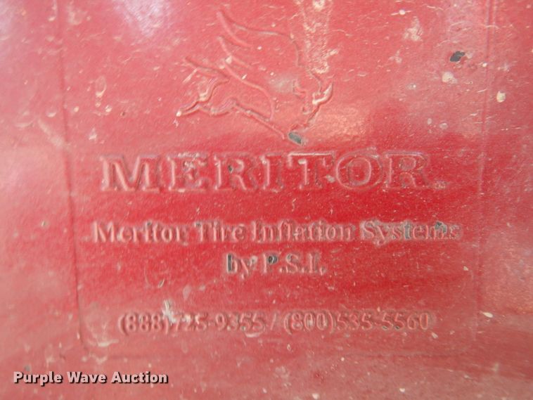 image for item DN2639 2007 Trail King TK70HST  drop deck equipment trailer