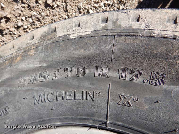 image for item DN2639 2007 Trail King TK70HST  drop deck equipment trailer