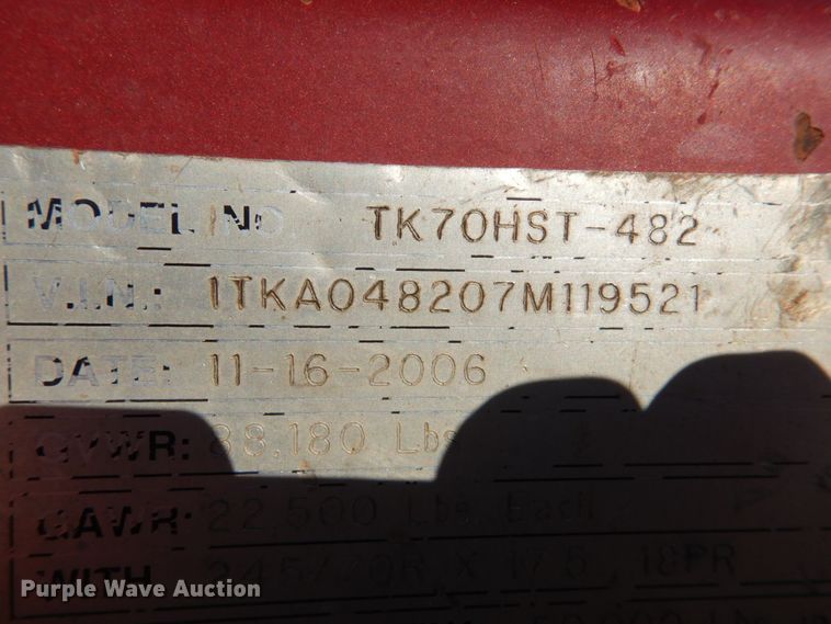 image for item DN2639 2007 Trail King TK70HST  drop deck equipment trailer