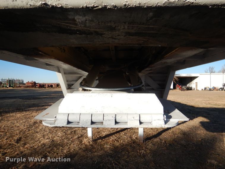 image for item DN5436 1979 Landoll  drop deck equipment trailer