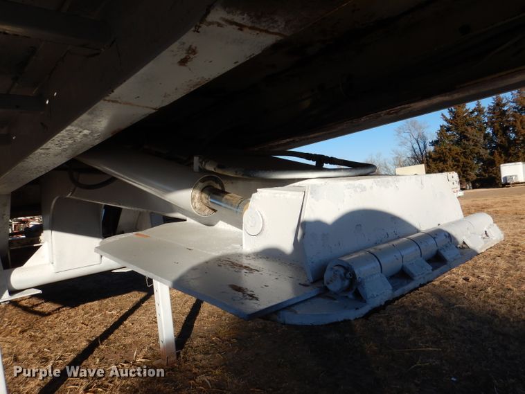 image for item DN5436 1979 Landoll  drop deck equipment trailer