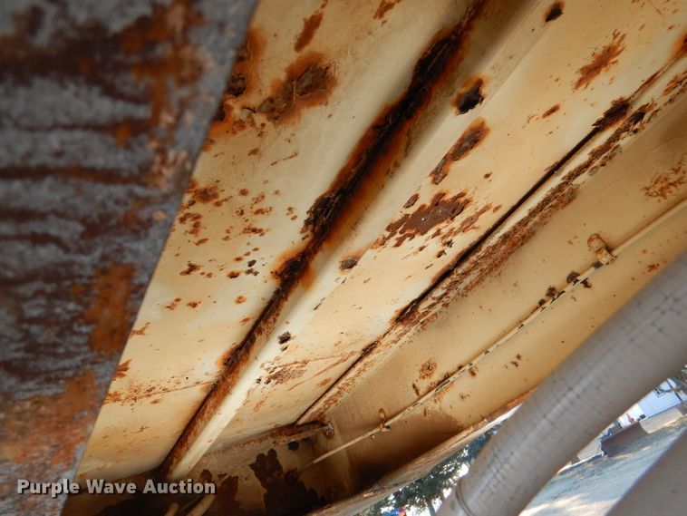 image for item DN5436 1979 Landoll  drop deck equipment trailer