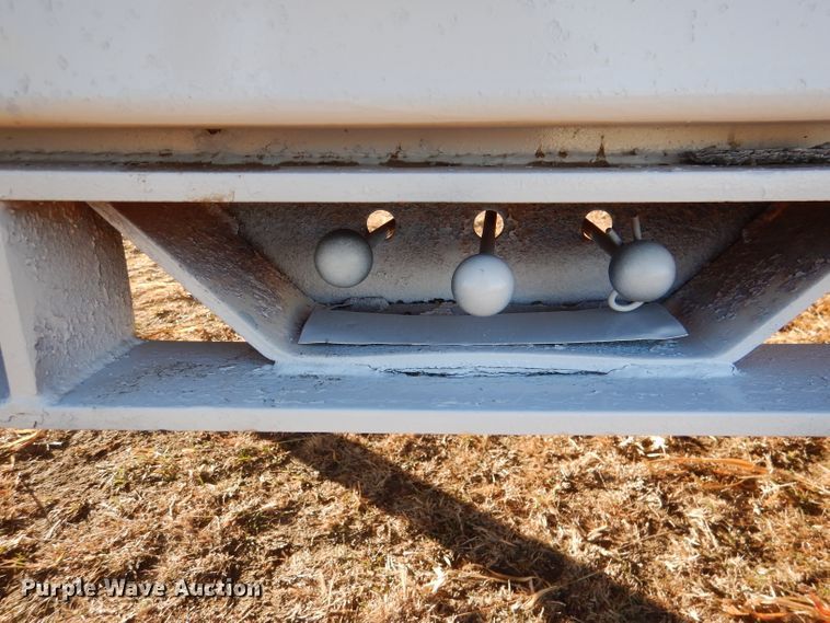 image for item DN5436 1979 Landoll  drop deck equipment trailer