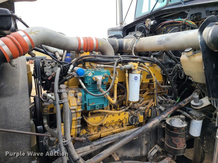 image for item GB9107 1993 Kenworth W900  semi truck