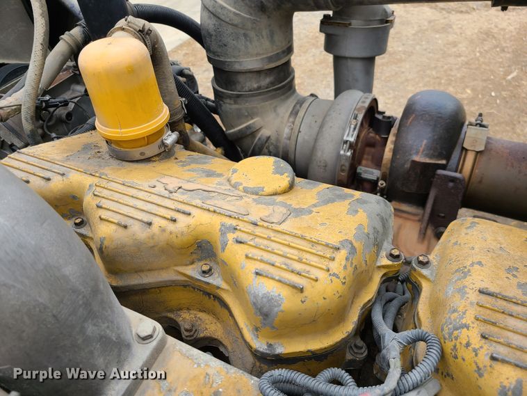 image for item GB9107 1993 Kenworth W900  semi truck