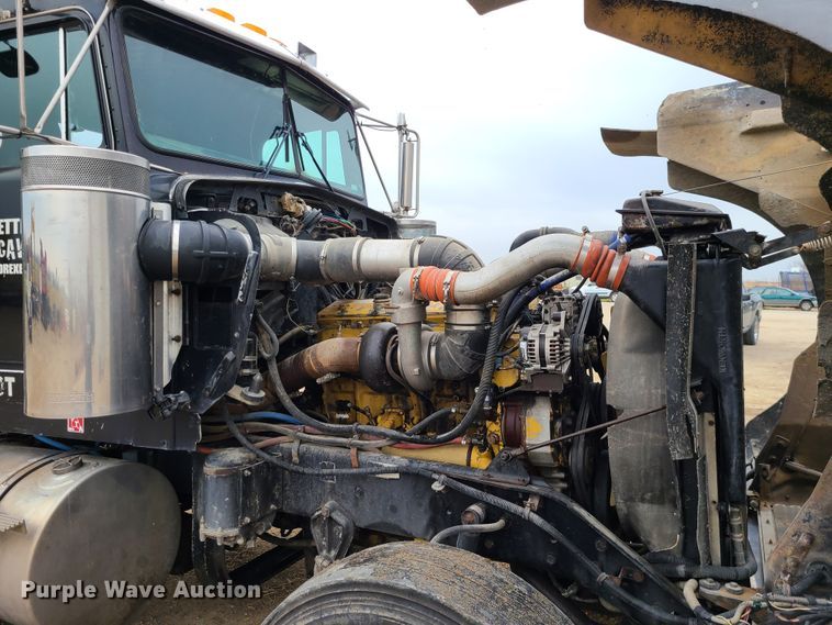 image for item GB9107 1993 Kenworth W900  semi truck