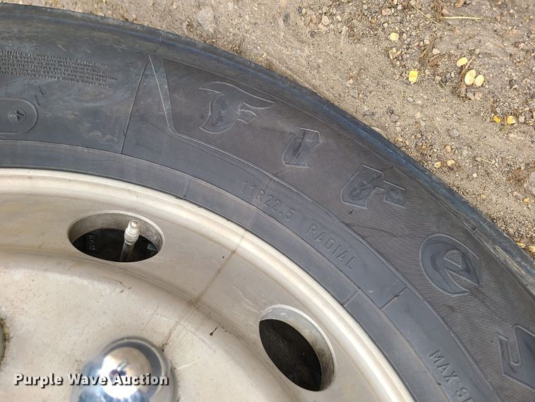 image for item GB9107 1993 Kenworth W900  semi truck