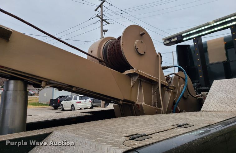 image for item IF9278 1974 Peterbilt 359ST  tow truck