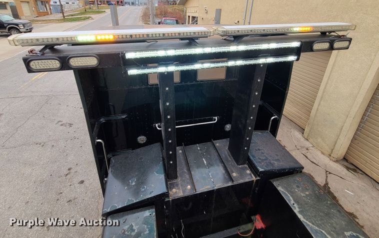 image for item IF9278 1974 Peterbilt 359ST  tow truck