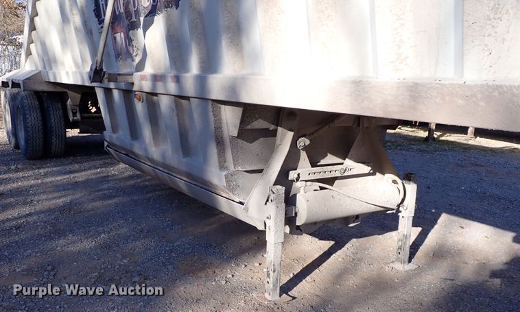 image for item IS9256 2013 CTS BDT-40  bottom dump trailer