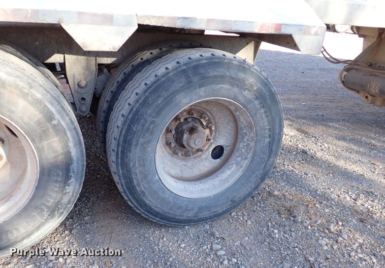 image for item IS9256 2013 CTS BDT-40  bottom dump trailer