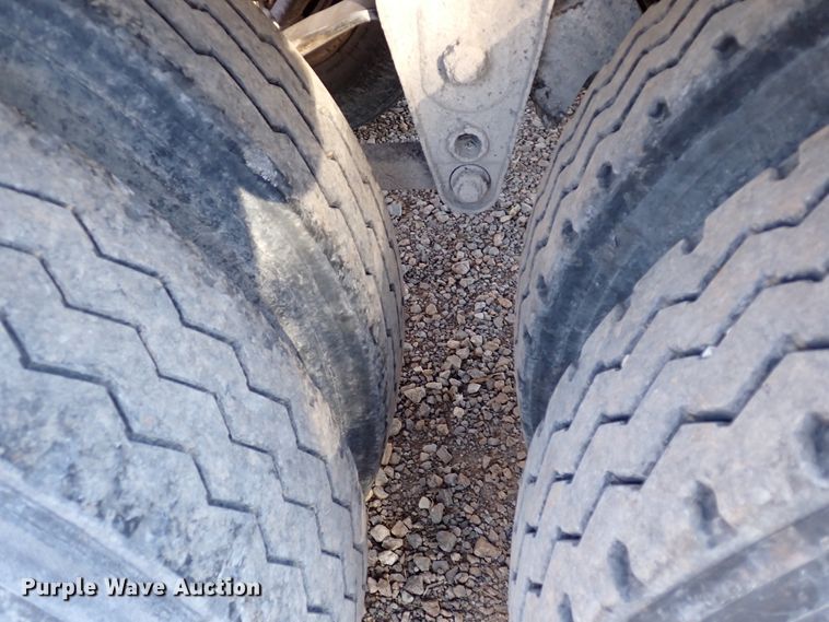 image for item IS9256 2013 CTS BDT-40  bottom dump trailer