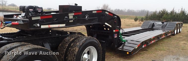 image for item IS9314 1996 Fontaine TA50NGB  lowboy equipment trailer