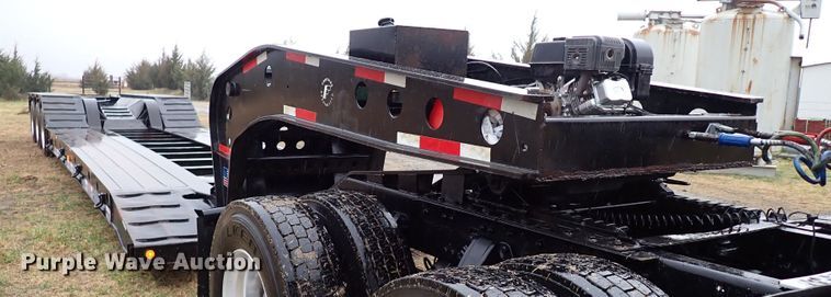 image for item IS9314 1996 Fontaine TA50NGB  lowboy equipment trailer