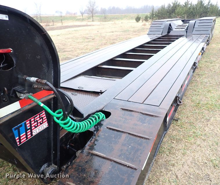 image for item IS9314 1996 Fontaine TA50NGB  lowboy equipment trailer