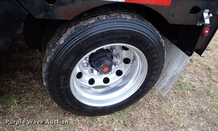 image for item IS9314 1996 Fontaine TA50NGB  lowboy equipment trailer