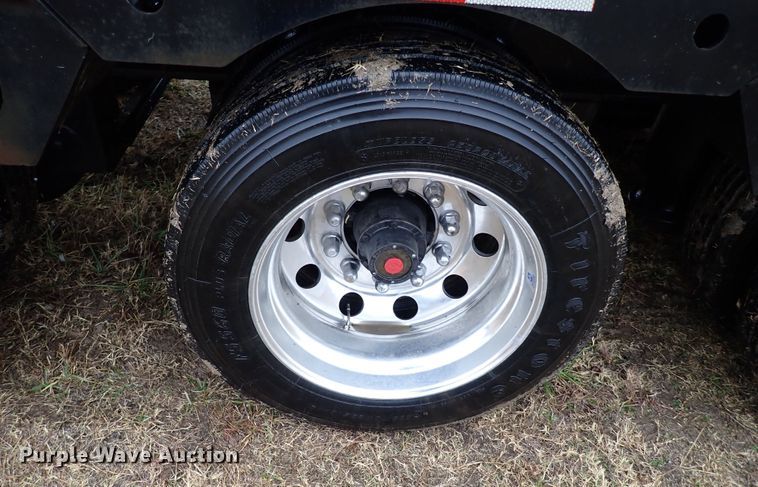 image for item IS9314 1996 Fontaine TA50NGB  lowboy equipment trailer