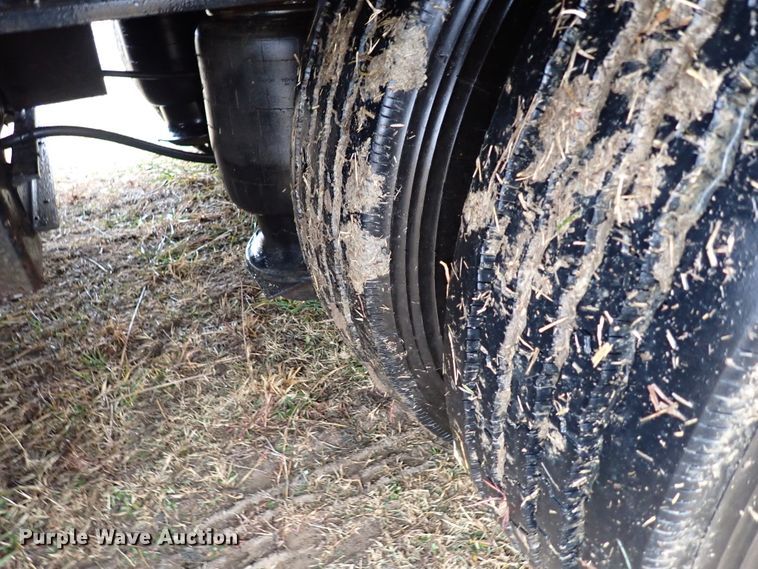 image for item IS9314 1996 Fontaine TA50NGB  lowboy equipment trailer