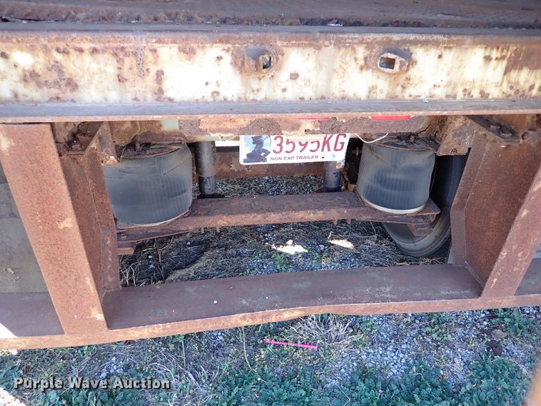 image for item IS9336 1996 Fruehauf FBHLP-91.5-NT2-53  dry van trailer