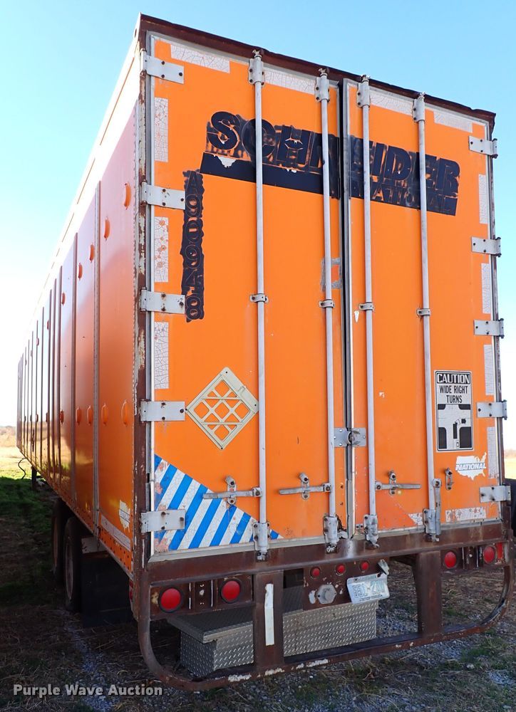 image for item IS9337 1990 Wabash National  dry van trailer