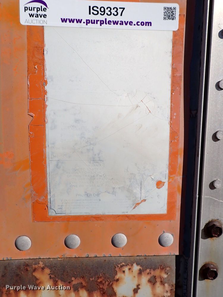 image for item IS9337 1990 Wabash National  dry van trailer