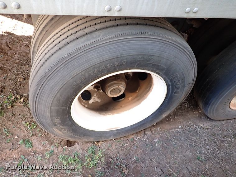 image for item IS9341 1995 Freuhauf FBHLP-91.5-NF2-53  dry van trailer