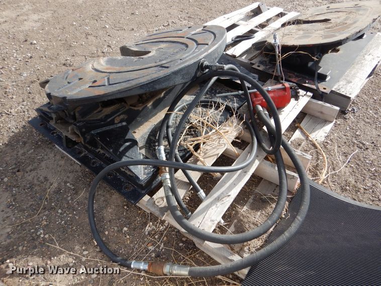 image for item IV9957 Truck parts