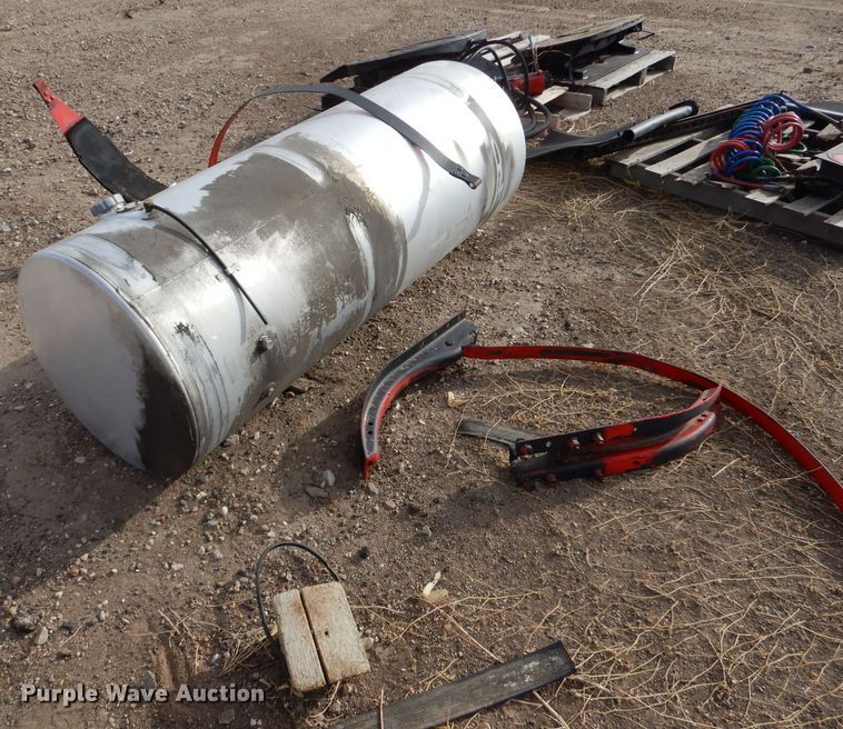 image for item IV9957 Truck parts