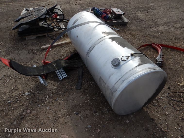 image for item IV9957 Truck parts