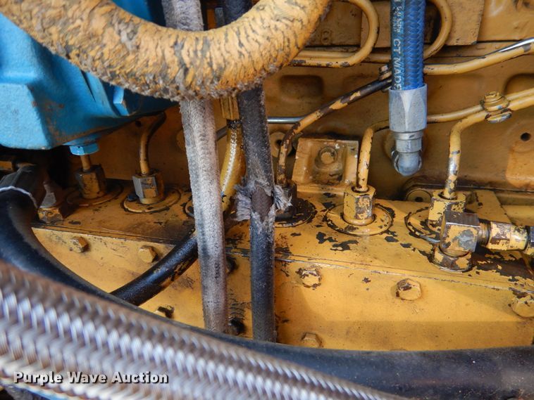 image for item JD9483 1993 Peterbilt 379  semi truck