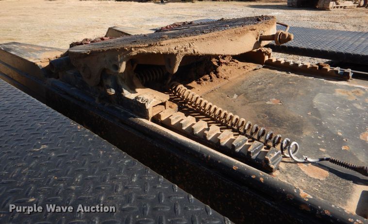 image for item JD9483 1993 Peterbilt 379  semi truck