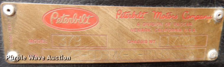 image for item JD9483 1993 Peterbilt 379  semi truck
