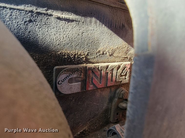 image for item JE9276 1996 Kenworth T800  truck cab and chassis