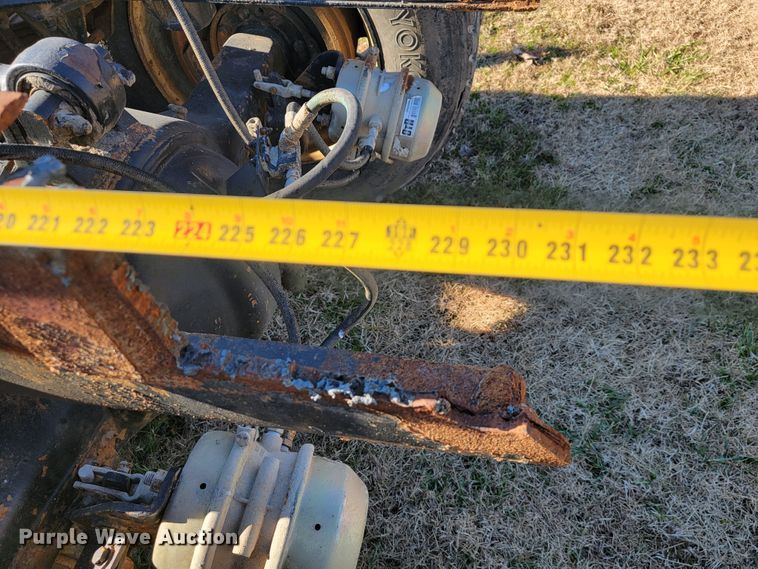 image for item JE9276 1996 Kenworth T800  truck cab and chassis