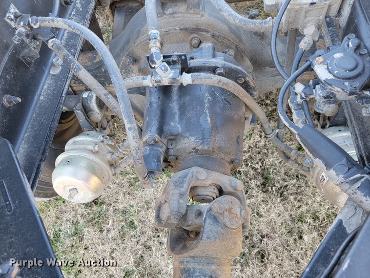 image for item JE9276 1996 Kenworth T800  truck cab and chassis